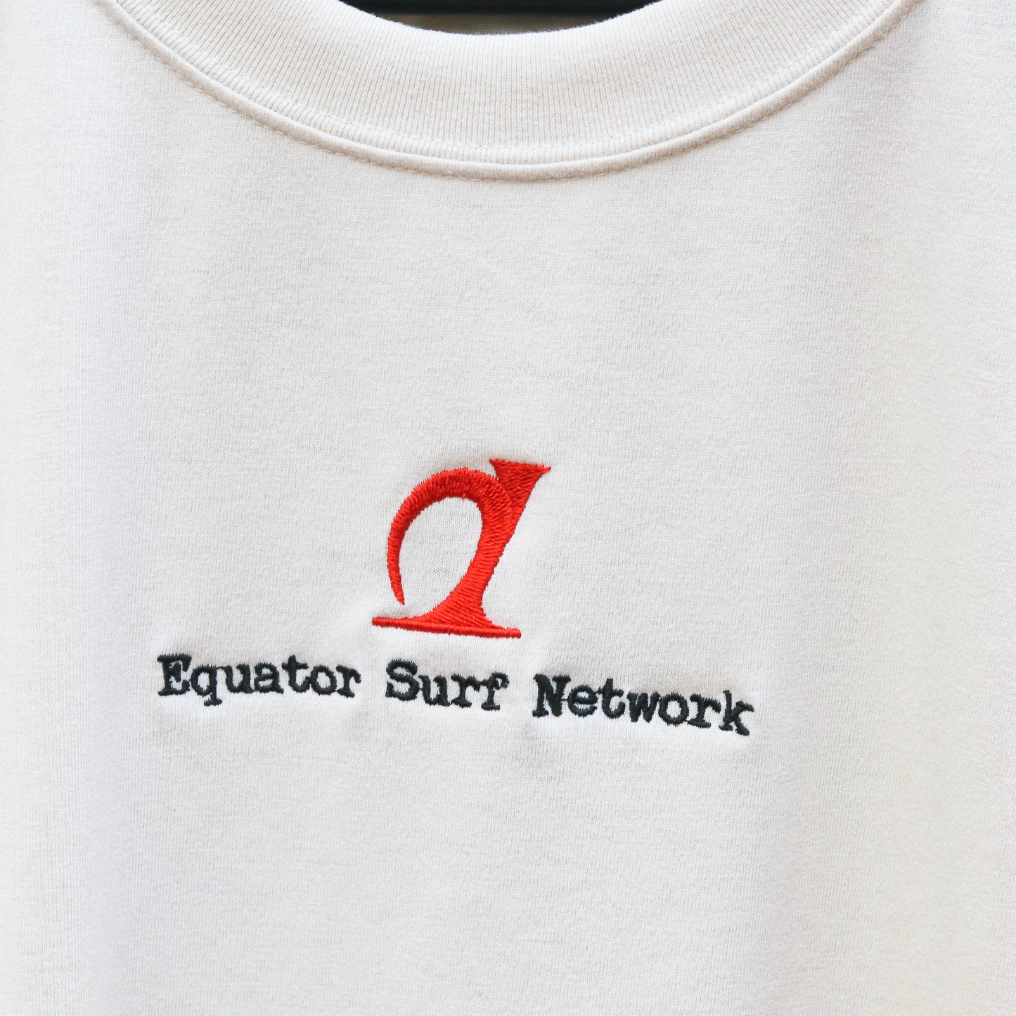 A-frame ロングTシャツ BRING Material リサイクル・ポリエステル 白 ロゴTシャツ