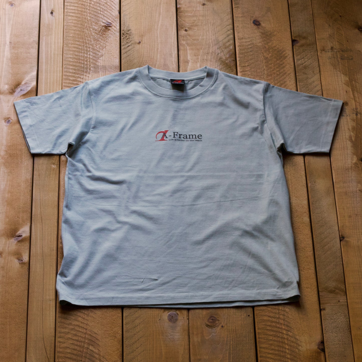 Life is better Logo SS shallow green