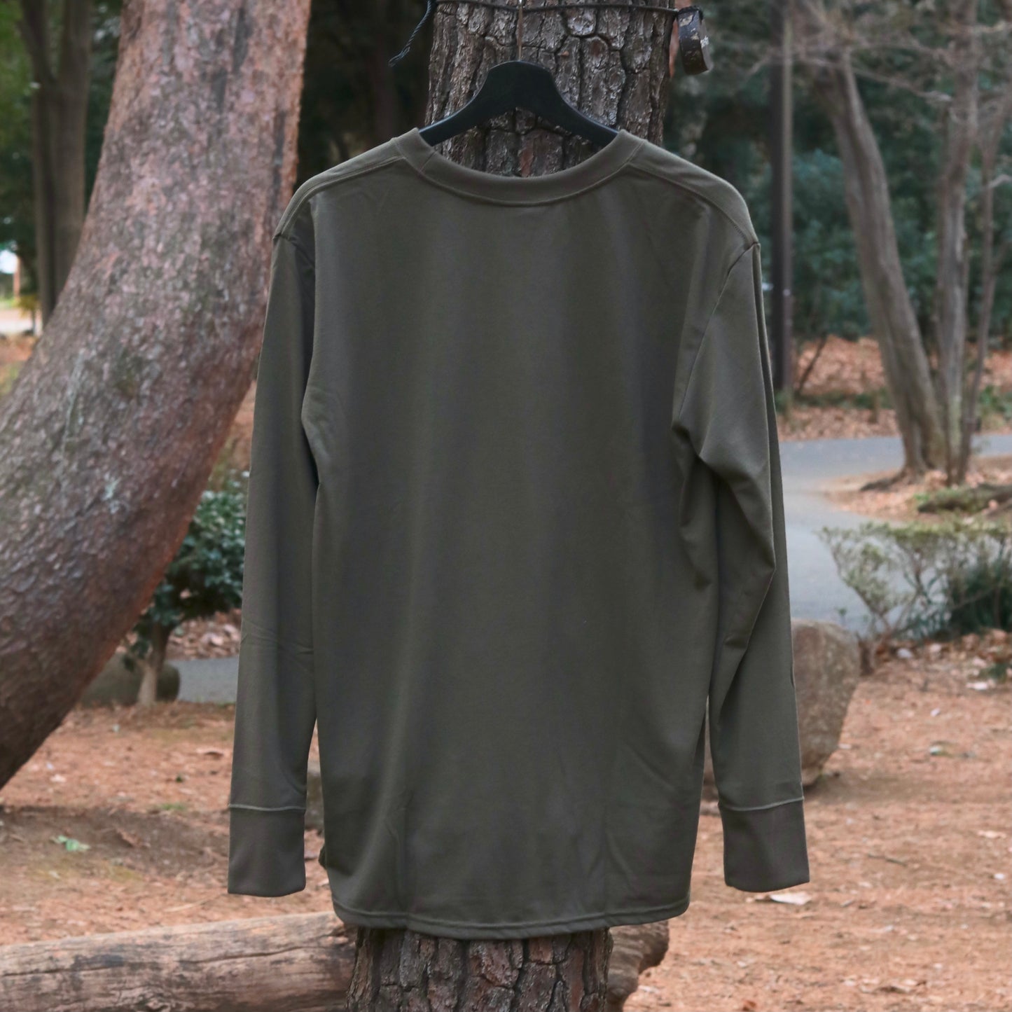 A-frame ロングTシャツ BRING Material リサイクル・ポリエステル オリーブ ロゴTシャツ